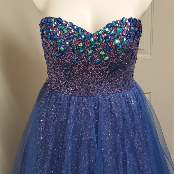 Maggie Sorterro Sequin Gown - Picture 2 of 7